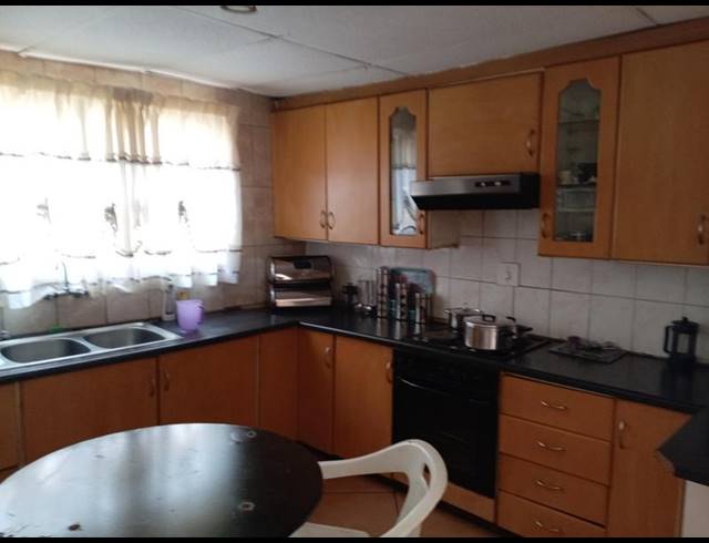 1 BEDROOM HOUSE FOR SALE IN KATLEHONG SOUTH